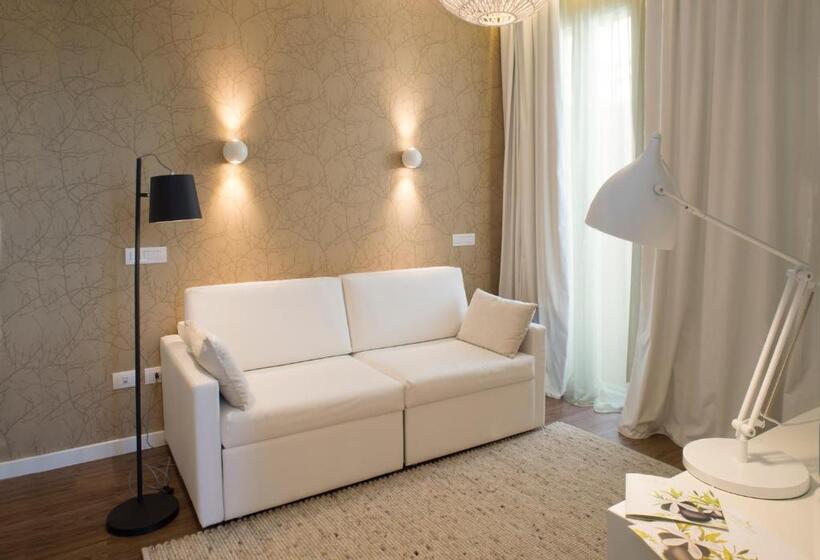 Люкс, Select Suites & Spa   Apartments