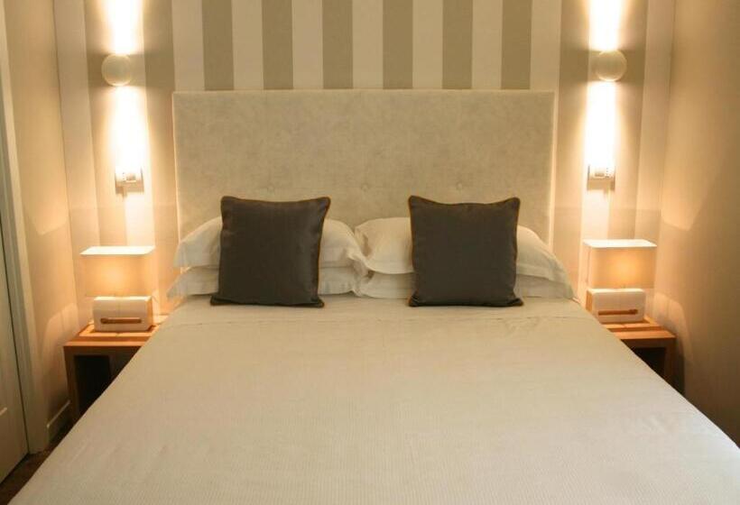 Номер Комфорт, Select Suites & Spa   Apartments