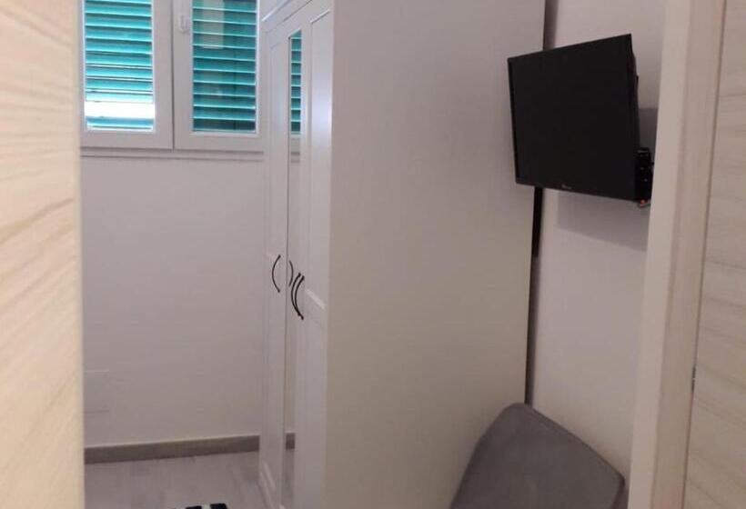 Семейный Номер, Domus Linda B&b