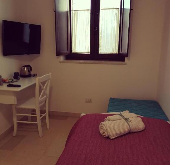 Junior Suite, Lunali