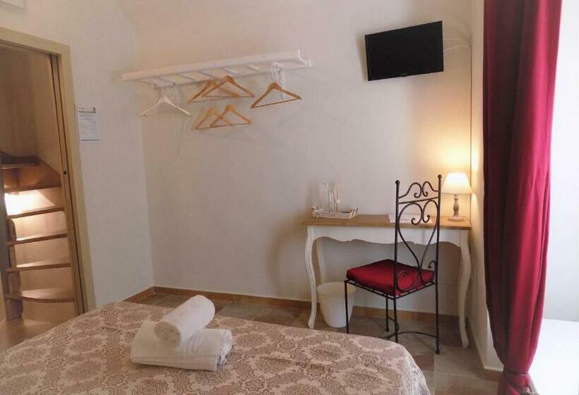 اتاق استاندارد, B&b Antico Granaio
