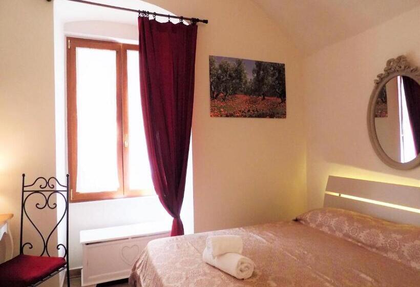 اتاق استاندارد, B&b Antico Granaio