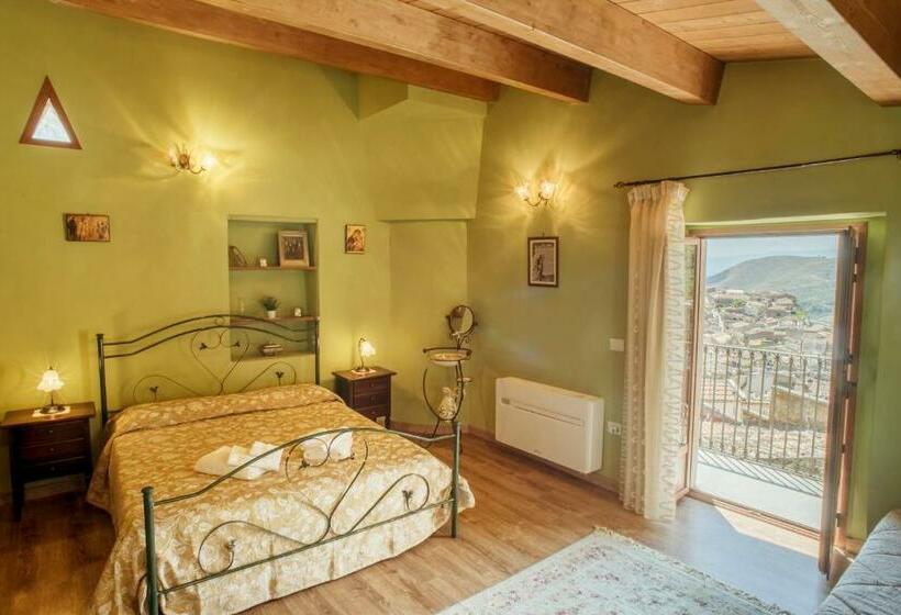Трехместный Номер Deluxe, Bed & Breakfast Dhafna Civita