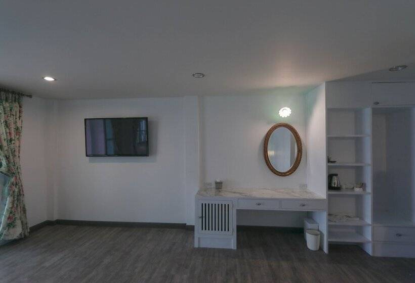اتاق سوپریور سه تخته, Banpu Koh Chang Resort