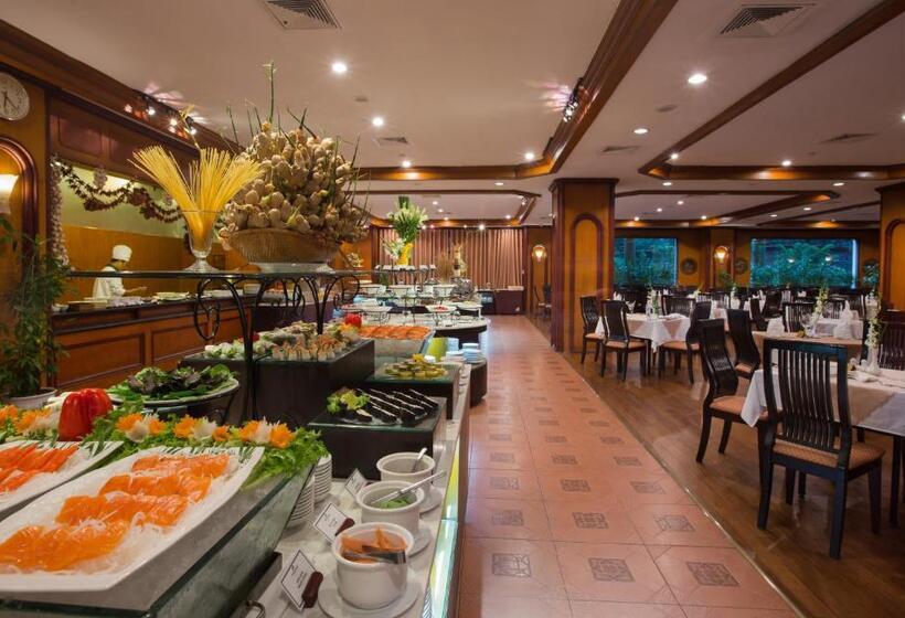سوییت جونیور با چشم‌انداز دریا, Halong Plaza