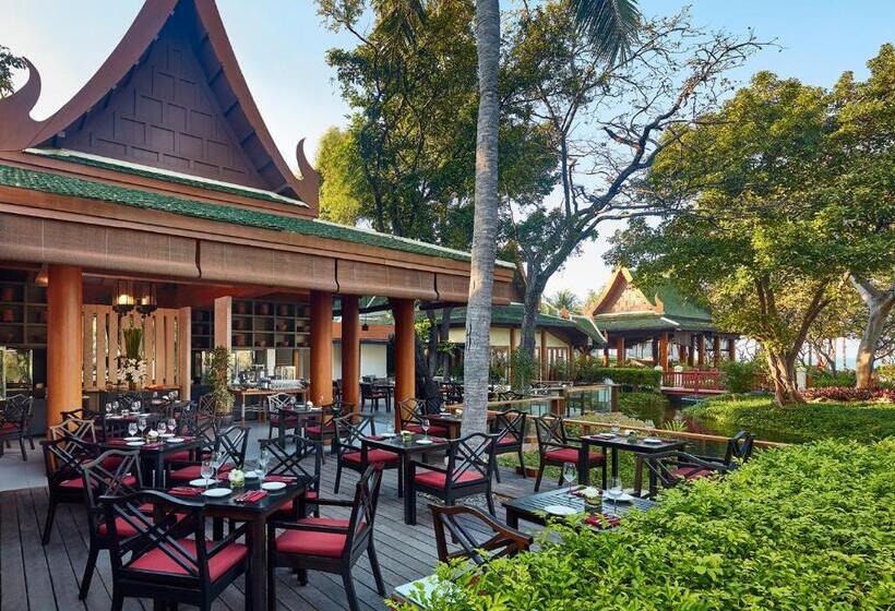 Номер Клуб Кровать Кинг, Hyatt Regency Hua Hin