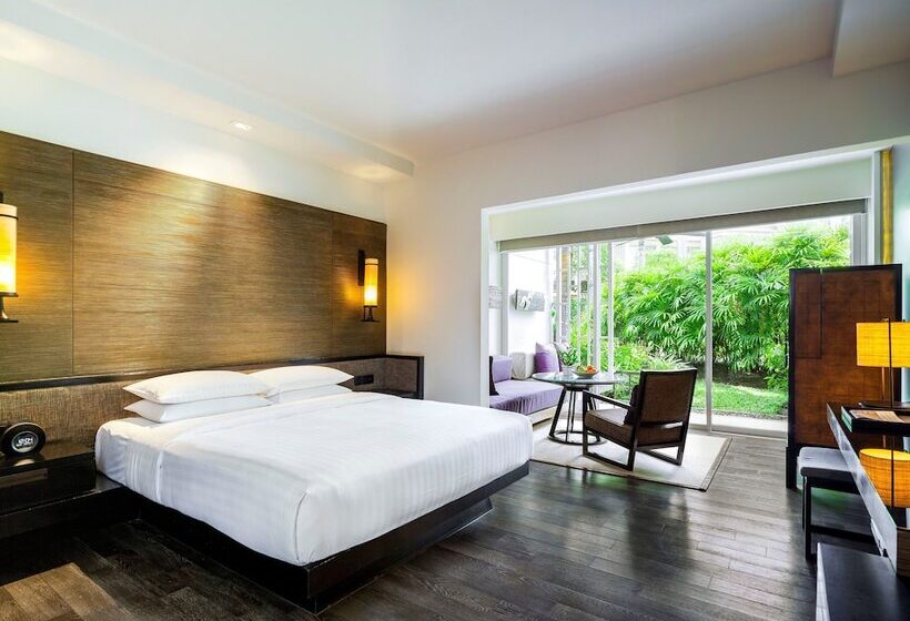 Номер Клуб, Hyatt Regency Hua Hin