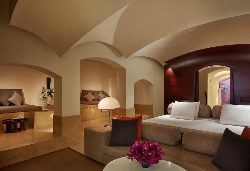 Люкс с Бассейном, Hyatt Regency Hua Hin