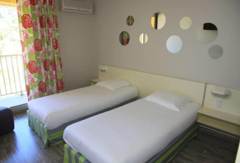 Номер Стандарт Индивидуальный, Isola Hôtel