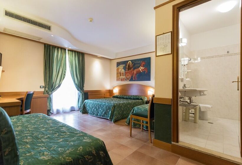 4인용 스탠다드 룸, La Terrazza Restaurant & Spa