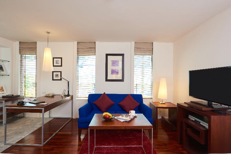 Quarto Deluxe, Triple Two Silom Boutique