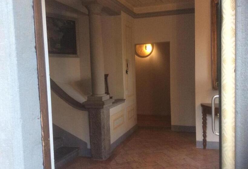 اتاق استاندارد با چشم‌انداز دریاچه, B&b La Forcella