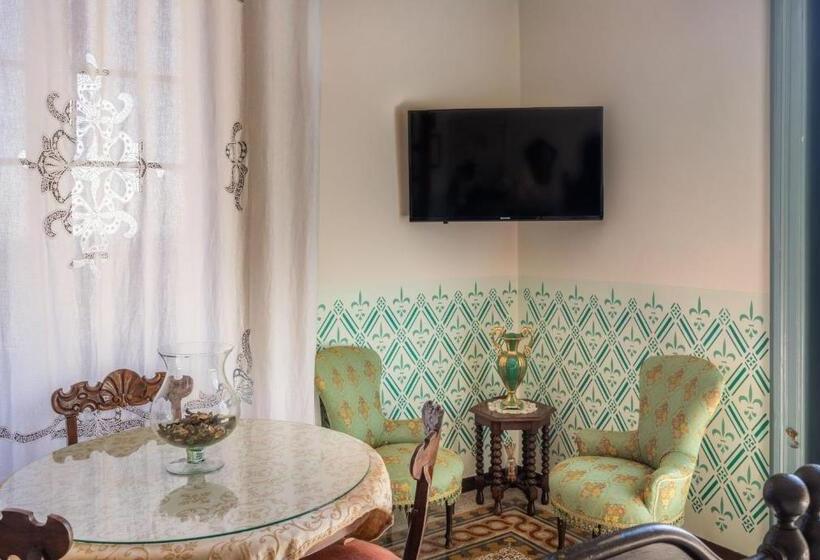 Полулюкс Вид на Море, Villa Nicolaci   Liberty Suites