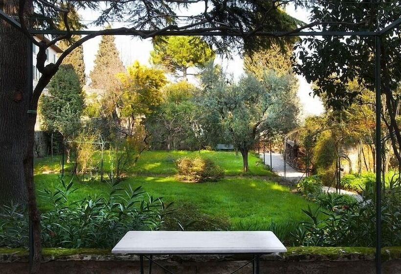 Трехместный Номер Стандарт Вид на Сад, B&b Corte Delle Muse