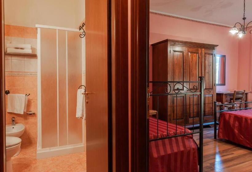 اتاق استاندارد سه نفره, Agriturismo Le Dolci Colline