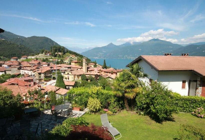 Quarto Familiar, Balcone Fiorito