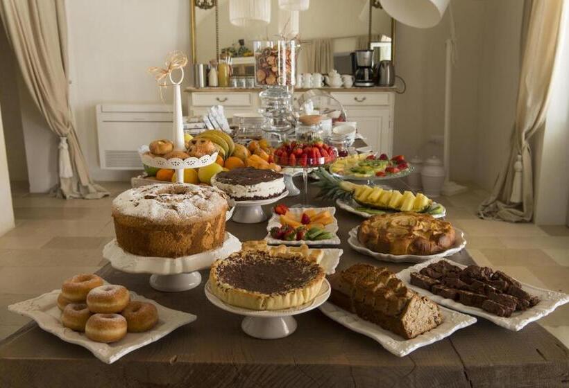 سوئیت جونیور با ماساژ آبی, Masseria San Francesco
