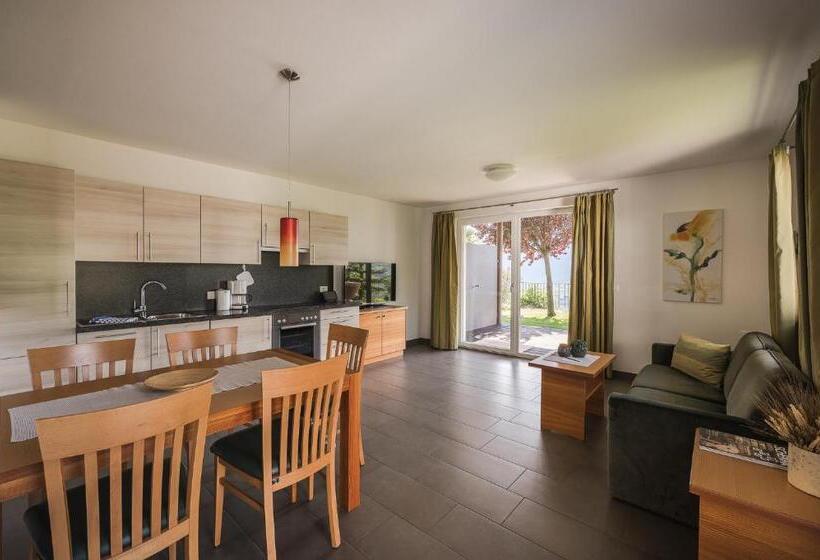 Апартаменты 2 Спальни с Садом, Appartements Schmied Hans