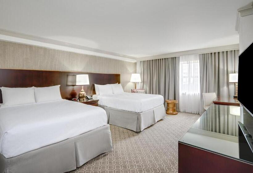 סוויטה, Astor Crowne Plaza  Corner Of Bourbon Street