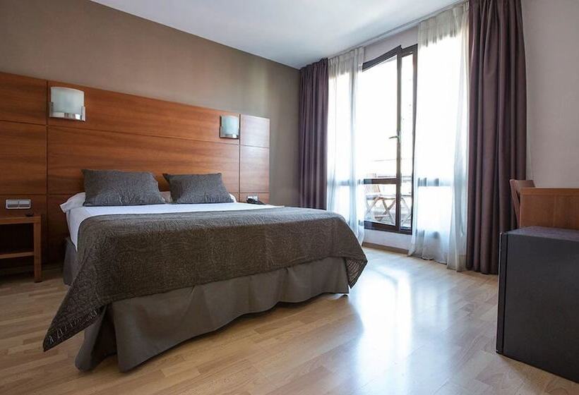Habitación Estándar con Balcón, Via Augusta