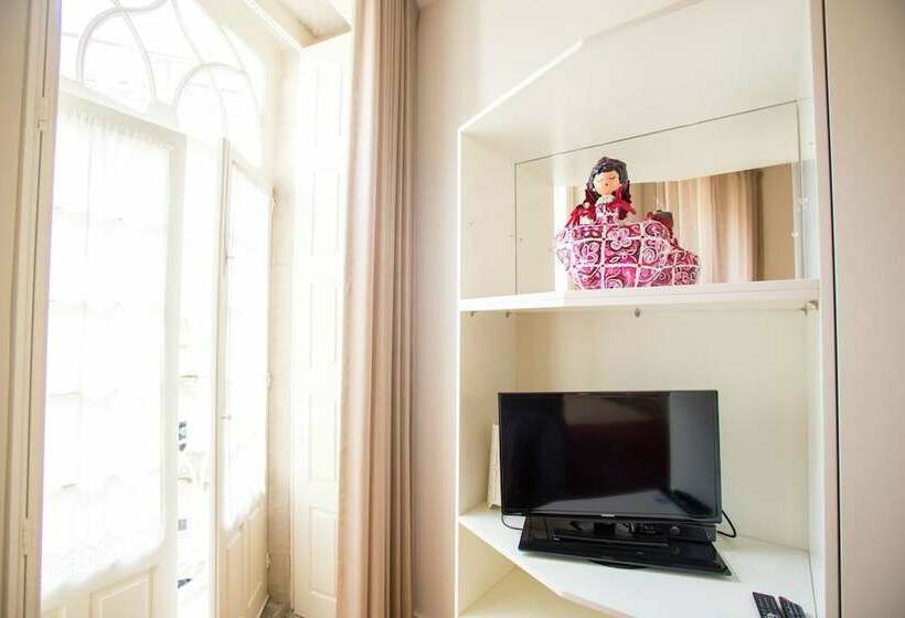 استودیوی استاندارد با چشم‌انداز شهر, Almada Story Apartments By Porto City Hosts