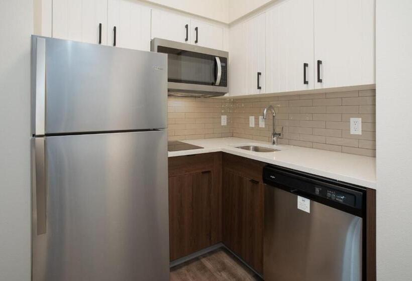 带大床的标准工作室, Staybridge Suites   Carson City   Tahoe Area, An Ihg