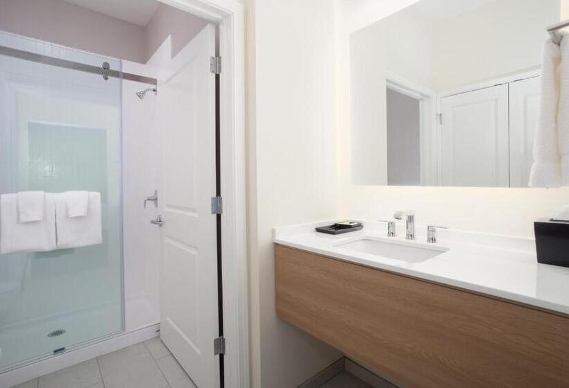 带大床的标准工作室, Staybridge Suites   Carson City   Tahoe Area, An Ihg