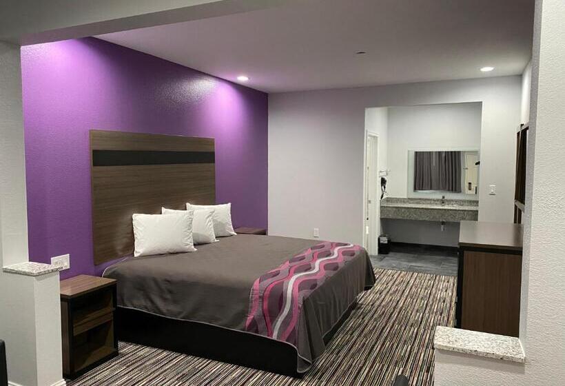 스탠다드 룸 킹사이즈 침대, Palace Inn Crosby
