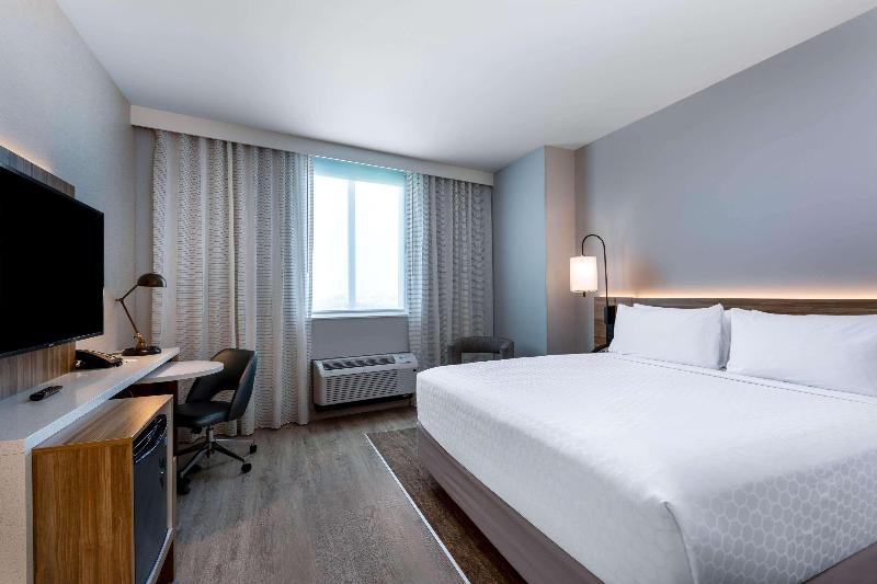 Стандартный Номер Кровать Кинг, Wyndham Garden Miami International Airport