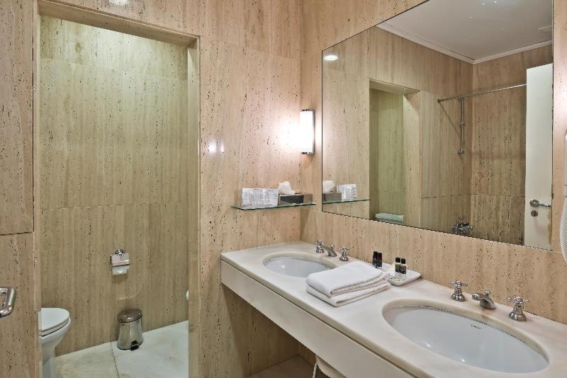 Номер Стандарт, Golden Tulip Caramulo
