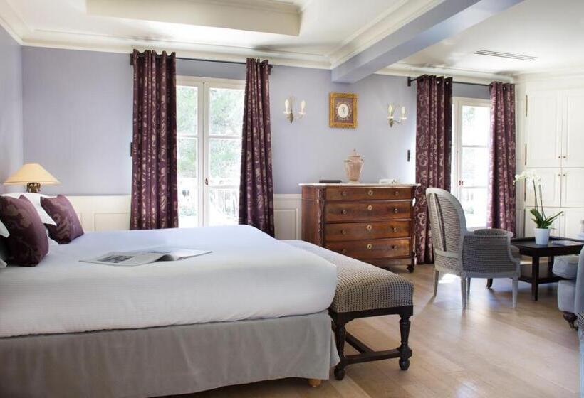 Полулюкс, L'Hôtel & Spa du Castellet