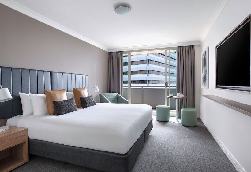 스탠다드 스튜디오, Mantra Chatswood