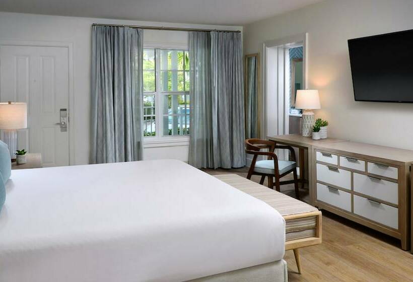 キングサイズベッドのデラックスルーム, Southernmost Beach Resort