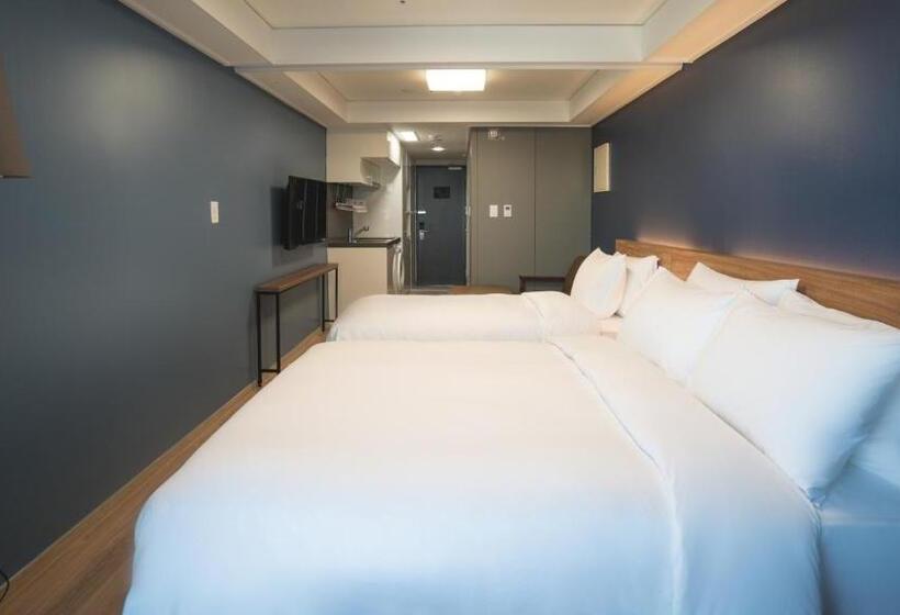 Номер Deluxe Вид на Озеро, Marinabay Sokcho