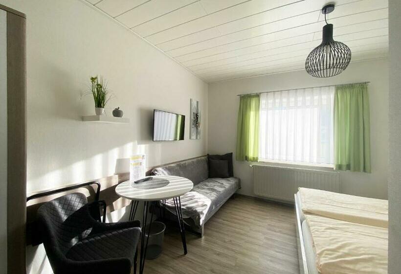 标准三人间, Landgasthof Kanz
