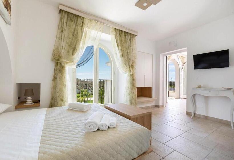 اتاق استاندارد چهار تخته, B&b I Tarocchi