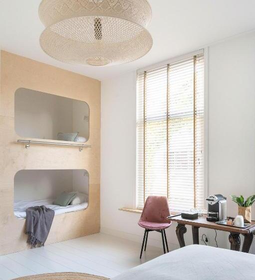 Семейный Номер, Boutique Hotel   De Stadsherberg Alphen