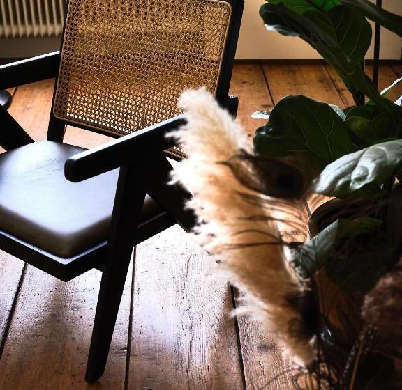 패밀리 스위트, Eco Hotel Plantage Rococo
