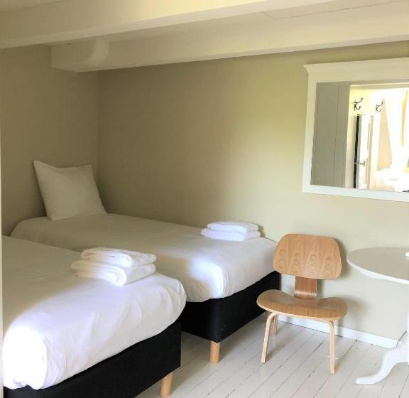 4인용 스탠다드 룸, Eco Hotel Plantage Rococo