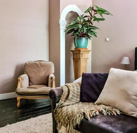 디럭스 스위트, Eco Hotel Plantage Rococo