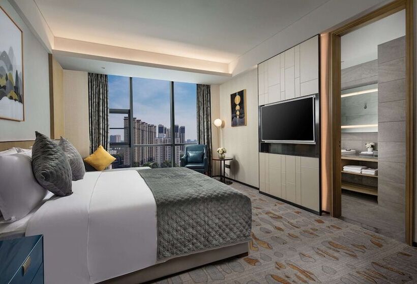 디럭스 룸, Ramada By Wyndham Luoyang Downtown