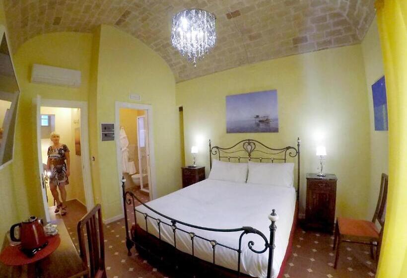 اتاق استاندارد با بالکن, Palazzo Florio Boutique Residence
