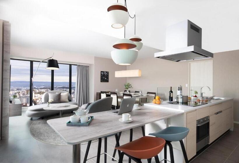 Люкс 3 Спальни, Oakwood Suites Yokohama