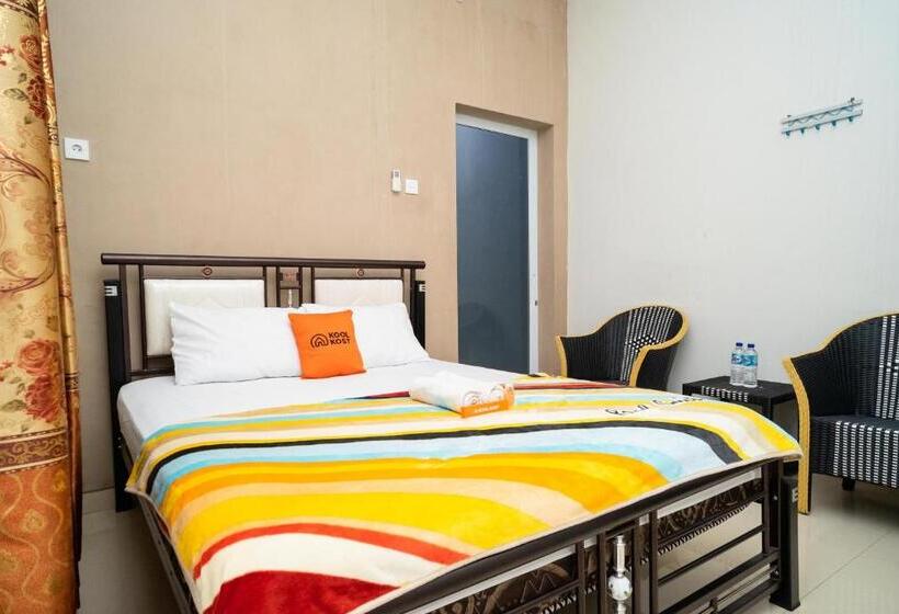 Номер Deluxe, Koolkost Syariah Near Transmart Tegal