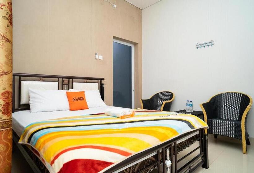 Номер Deluxe, Koolkost Syariah Near Transmart Tegal