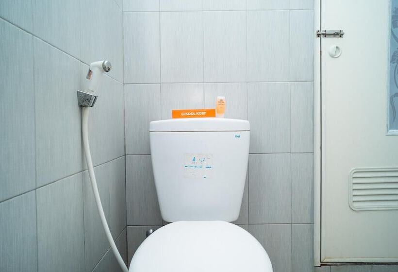 Номер Deluxe, Koolkost Syariah Near Transmart Tegal
