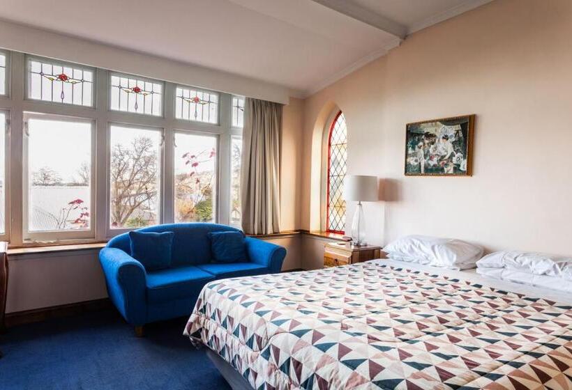 Номер Стандарт, Battery Point Manor