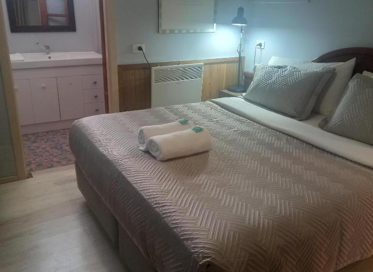 스탠다드 룸 킹사이즈 침대, Mount View Motel
