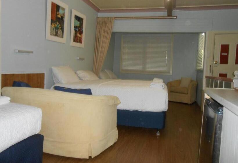 패밀리 룸, Mount View Motel