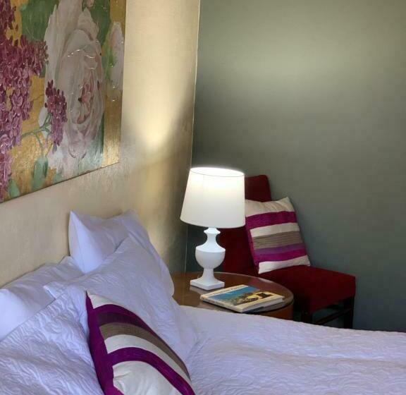 스탠다드 룸 킹사이즈 침대, Temora Motel